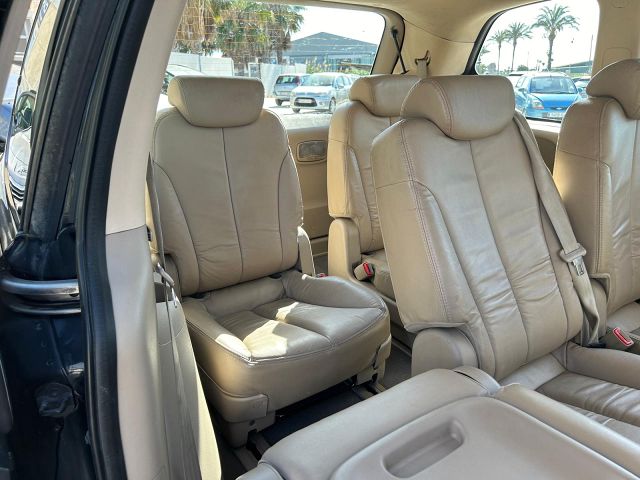KIA CARNIVAL EX 2.9 CRDI AUTO SPANISH LHD IN SPAIN 75000 MILES 7 SEATS 2010